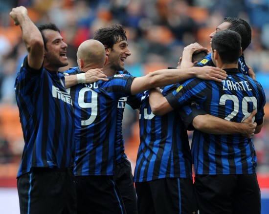 收视率创新高！超2700万电视观众收看CBA新赛季揭幕战（CBA新赛季揭幕战吸引超2700万电视观众，收视再创新高）