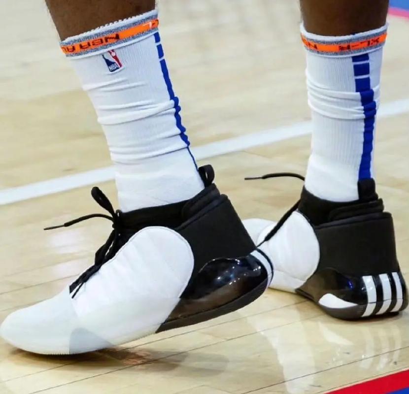 弗林蓬选交手过的最佳五人队：亚马尔、贝林、穆西亚拉在列（弗林蓬评选生涯交手最佳五人阵容：亚马尔、贝林、穆西亚拉入选）